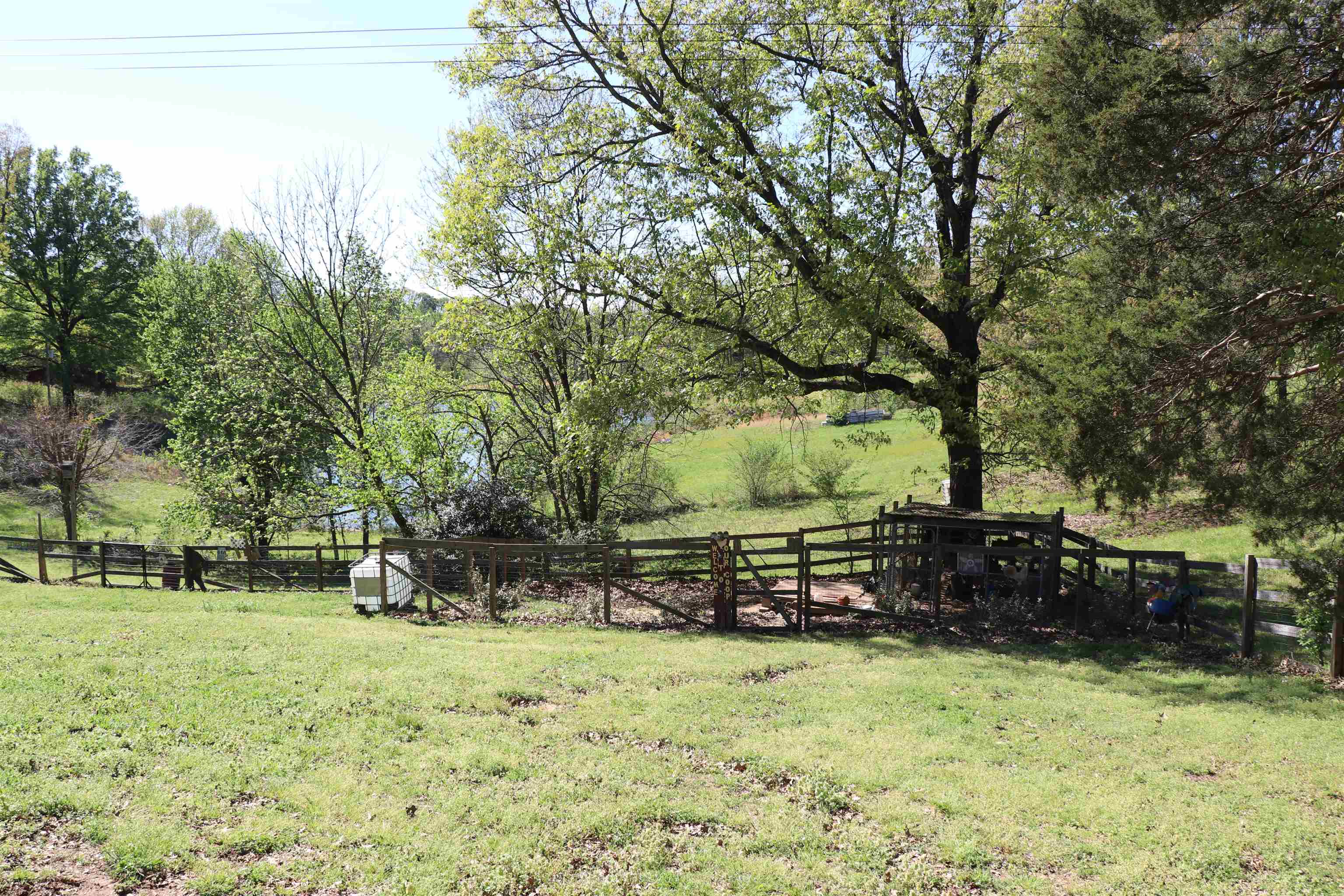 937 Kelleys Chapel Road Burlison, TN 38015 - Photo 25 of 27 View of yard featuring a gate