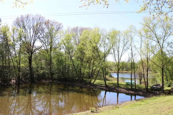 $455,000 | 937 Kelleys Chapel Road, Burlison, TN 38015