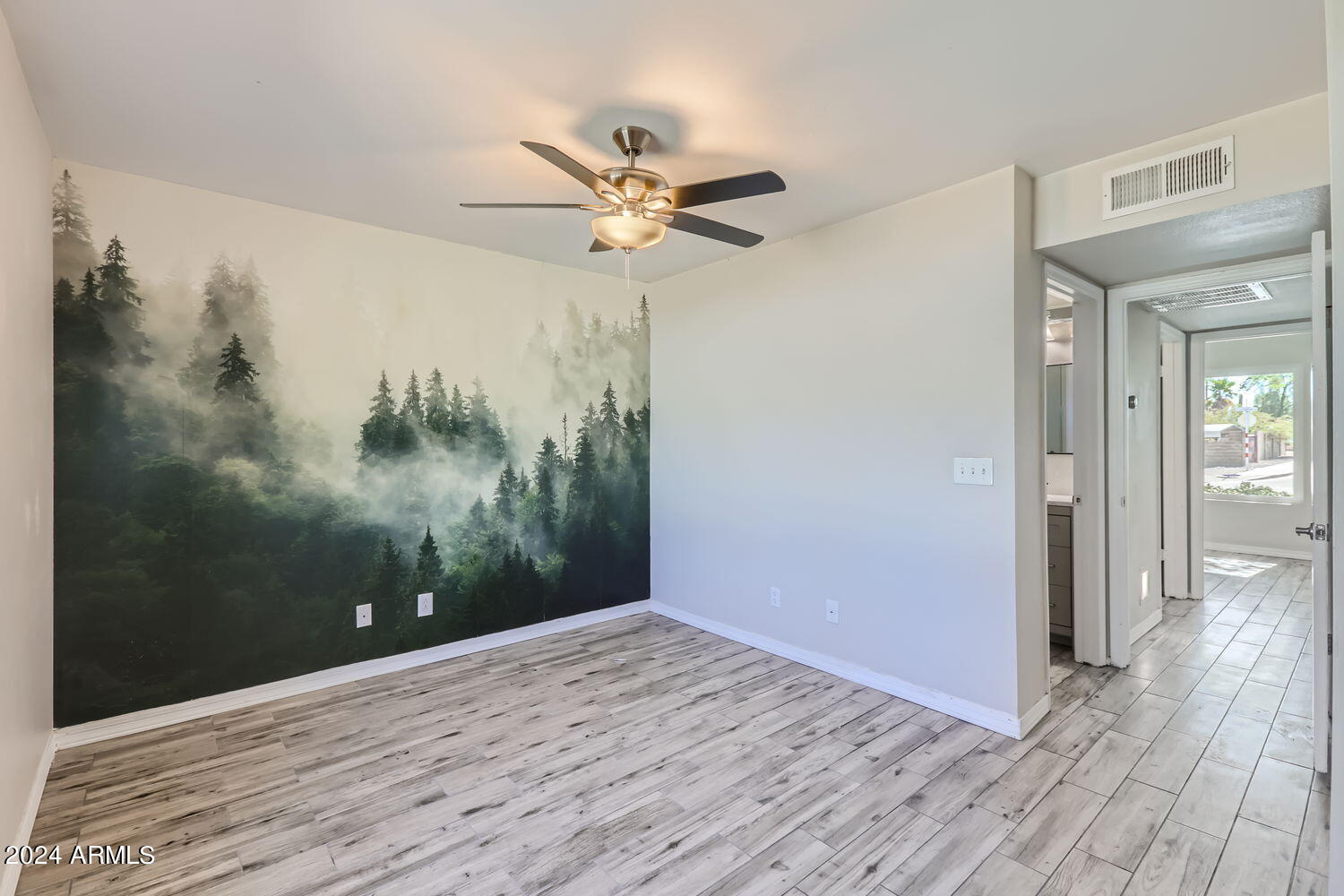 1338 East Utopia Road Phoenix, AZ 85024 - Photo 14 of 21 Gallery Image 14