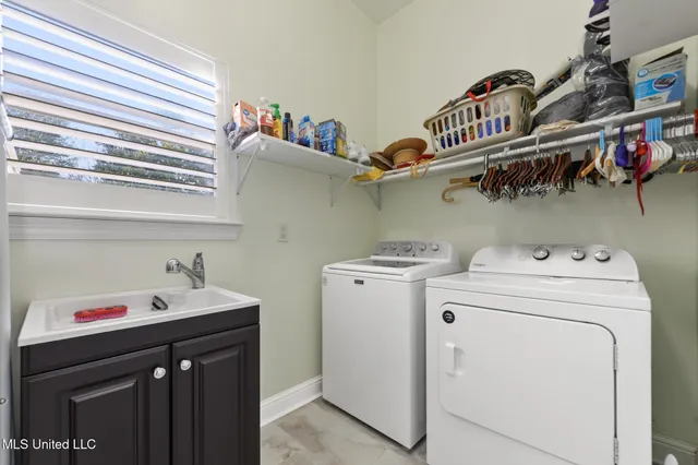 $510,000 | 400 South Burke Avenue, Long Beach, MS 39560