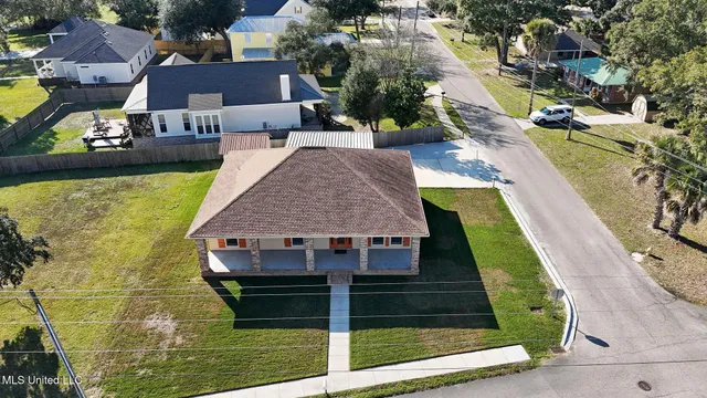 $510,000 | 400 South Burke Avenue, Long Beach, MS 39560