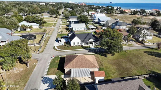 $510,000 | 400 South Burke Avenue, Long Beach, MS 39560