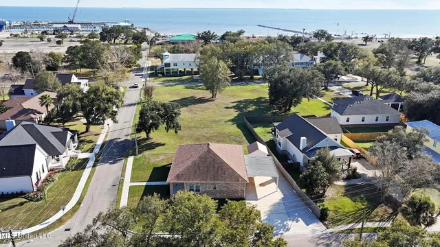 $510,000 | 400 South Burke Avenue, Long Beach, MS 39560