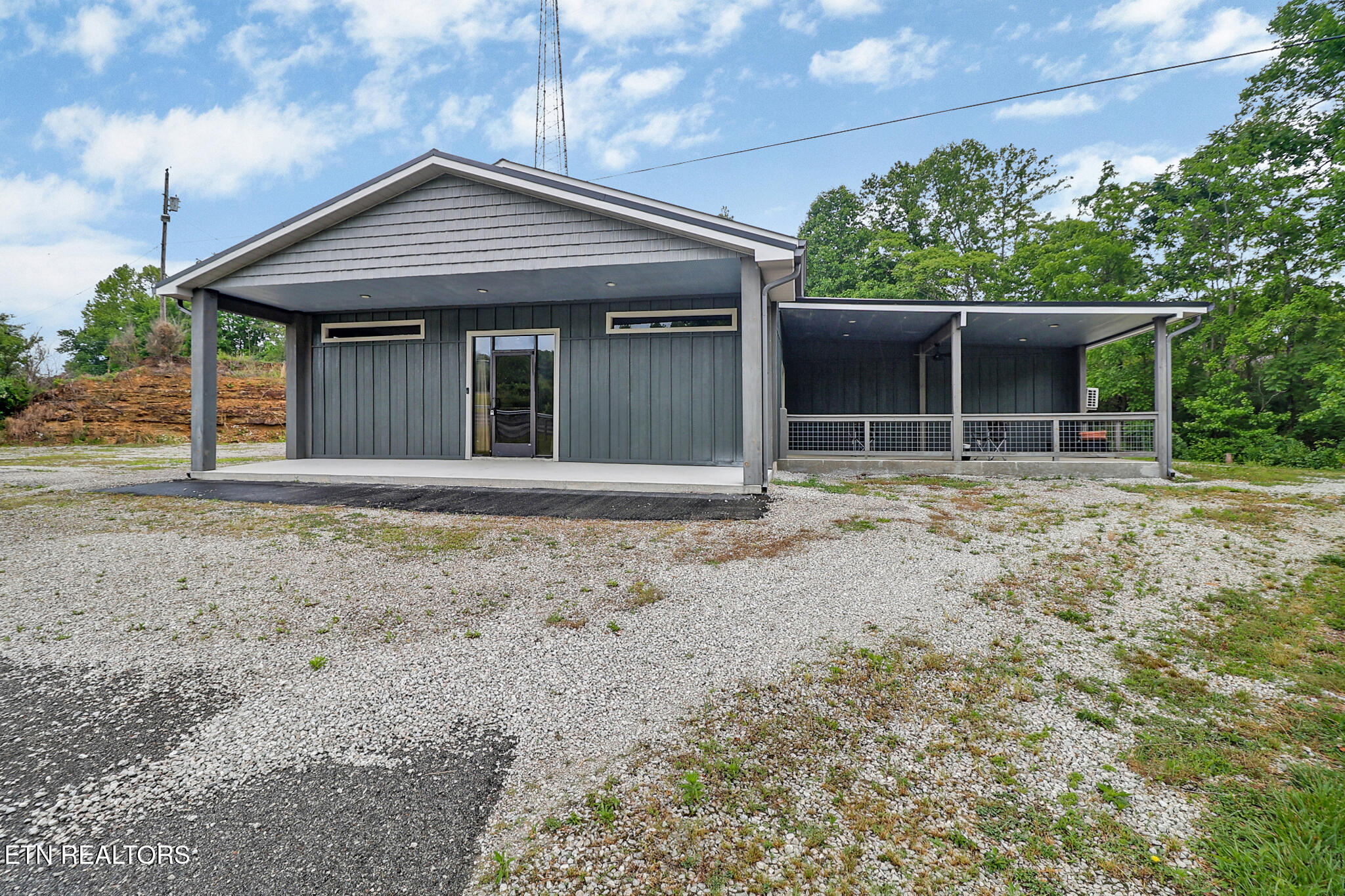 163 Underpass Drive Oneida, TN 37841 - Photo 27 of 40 IMG_0094