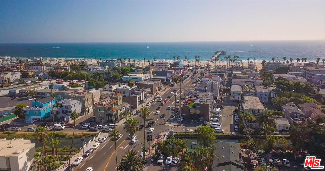 3111 Vía Dolce, Unit 404 Marina del Rey, CA 90292 - Photo 2 of 28