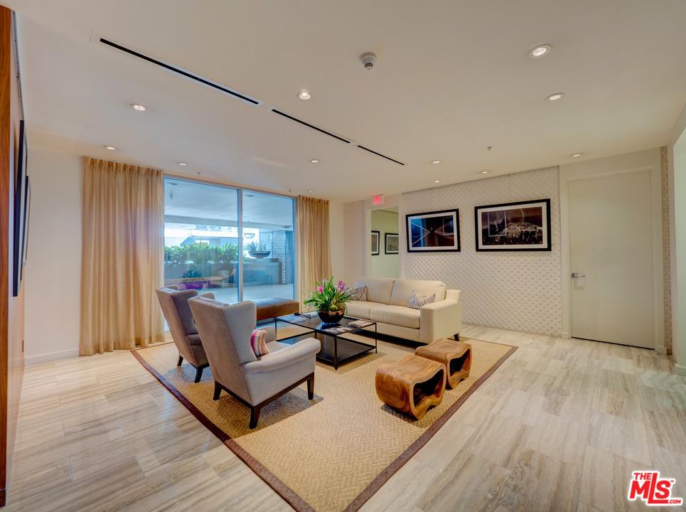 3111 Vía Dolce, Unit 404 Marina del Rey, CA 90292 - Photo 20 of 28