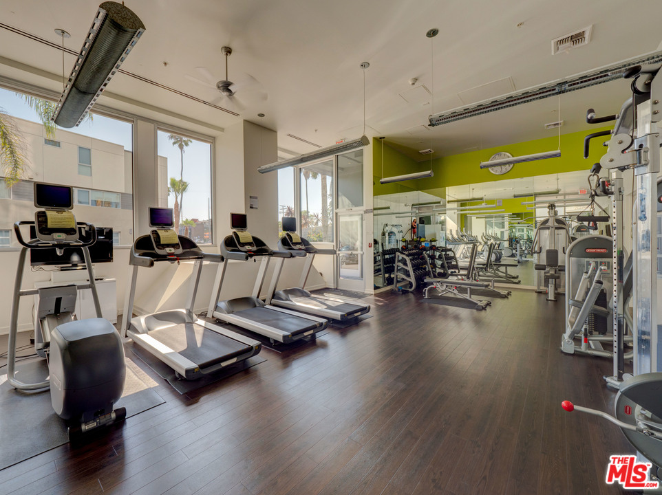 3111 Vía Dolce, Unit 404 Marina del Rey, CA 90292 - Photo 21 of 28