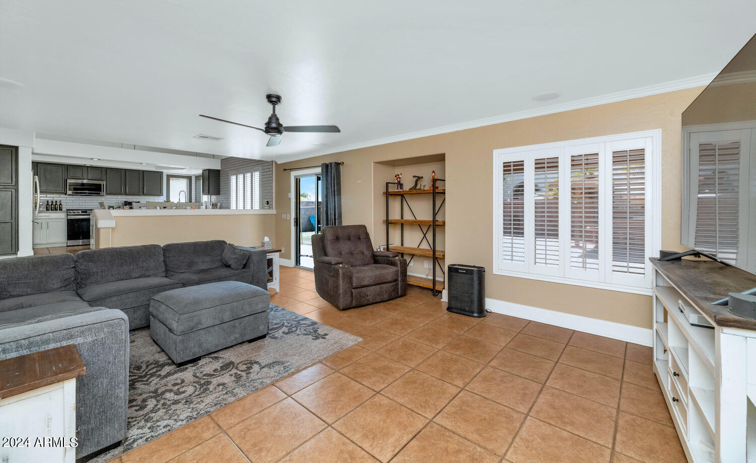 15603 West Calavar Road Surprise, AZ 85379 - Photo 15 of 39 15603 W Calavar Rd-large-015-021-15603 W