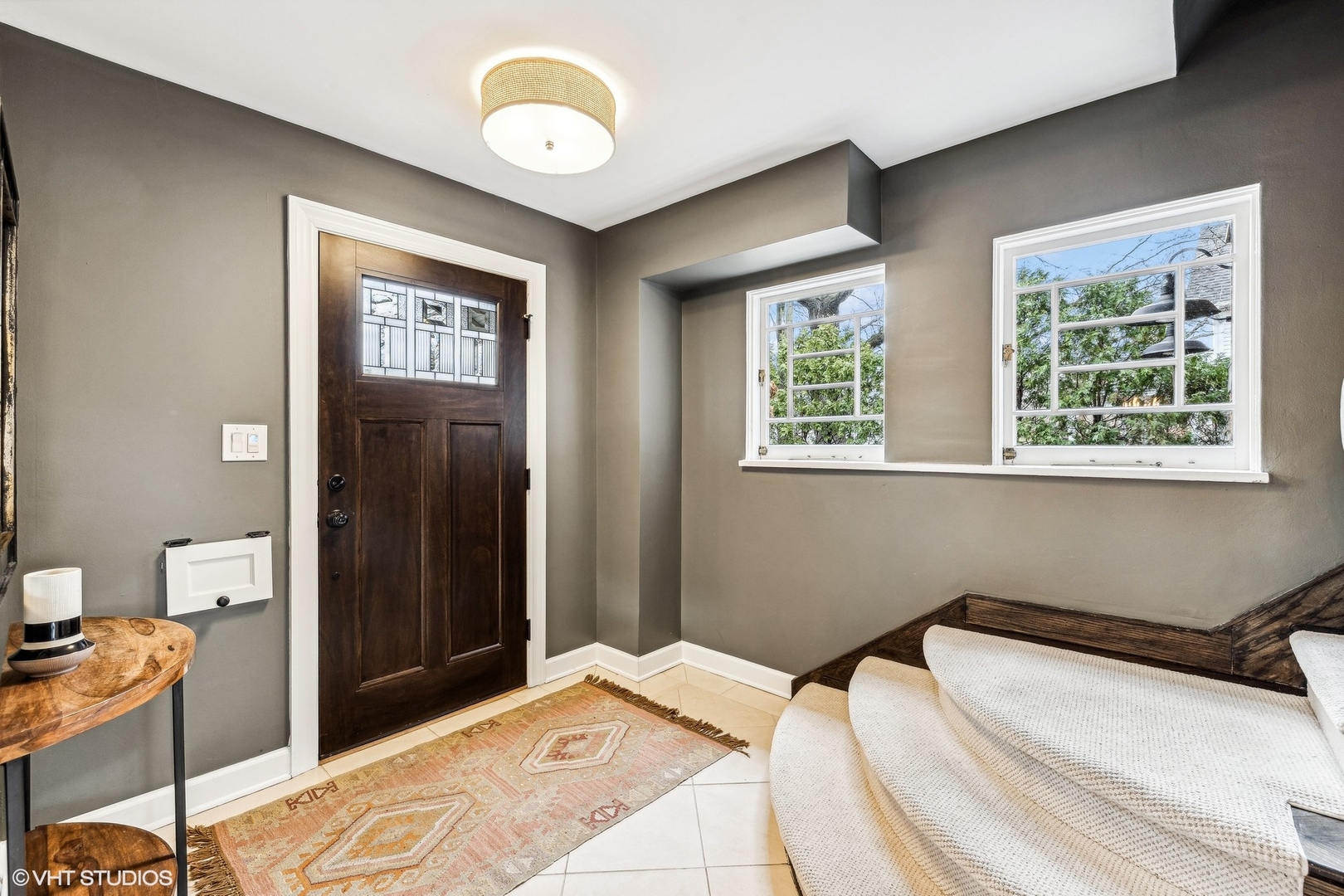 205 Bloomingbank Road Riverside, IL 60546 - Photo 5 of 46 a bedroom with a bed and a window