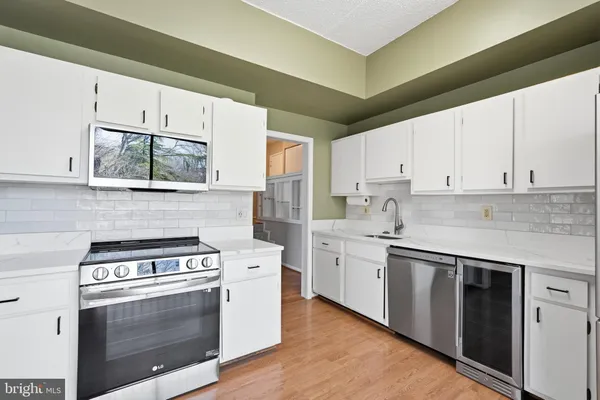 $360,000 | 11566 Rolling Green Court, Unit 12/200A, Reston, VA 20191