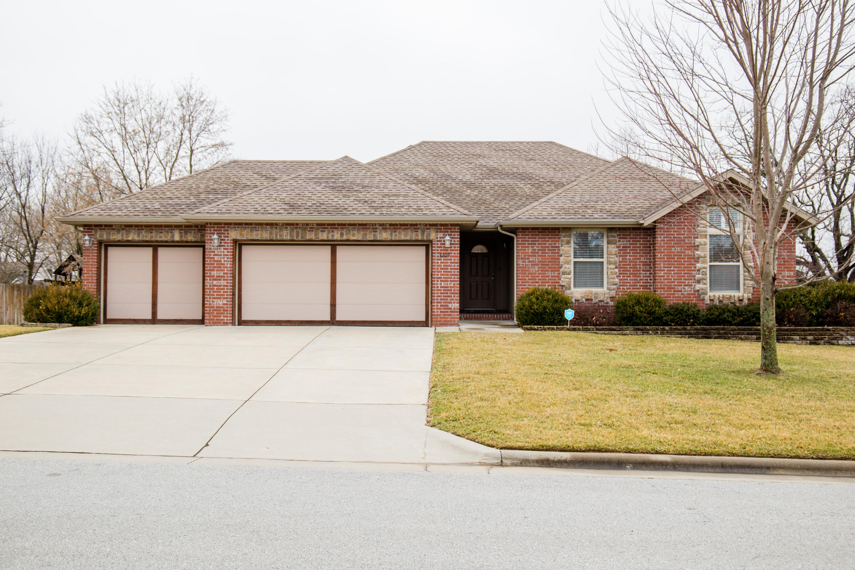 4709 South Gold Road Brookline, MO 65619 - Photo 1 of 1 170 Longshore Drone-1-3