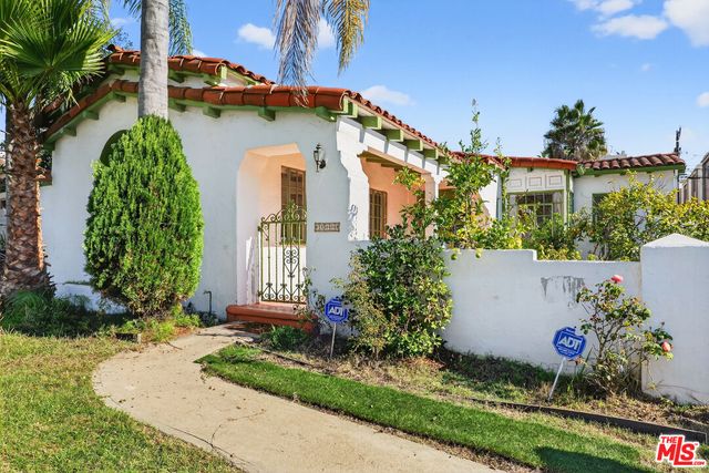 $1,750,000 | 1544 South Point View Street, Los Angeles, CA 90035