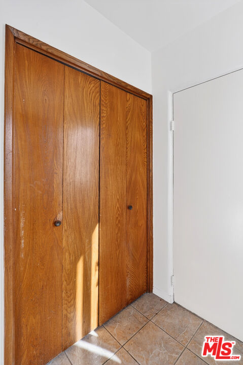 1544 South Point View Street Los Angeles, CA 90035 - Photo 30 of 67