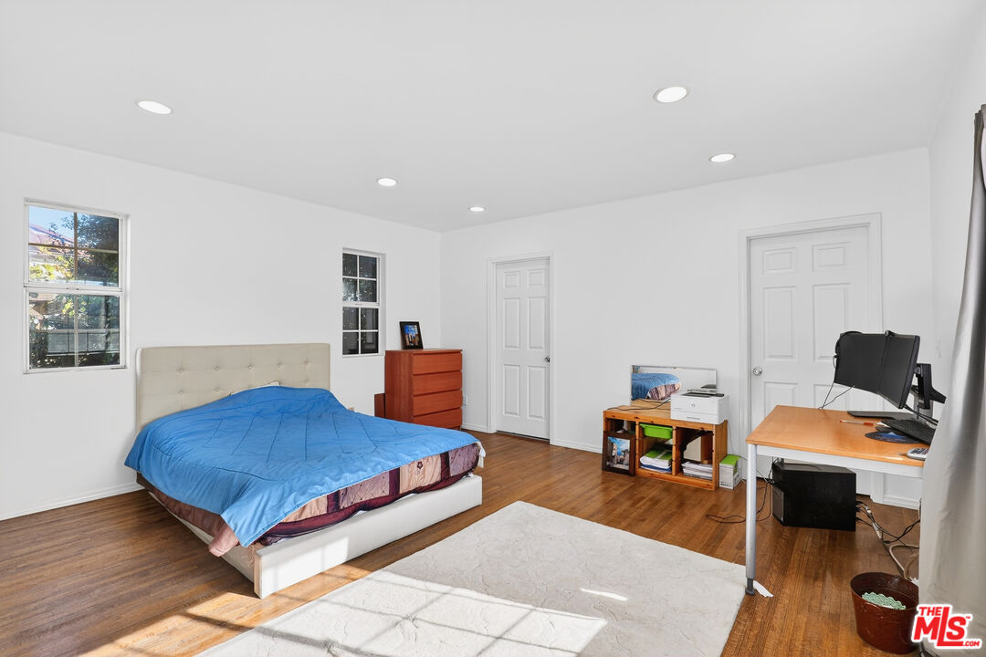 1544 South Point View Street Los Angeles, CA 90035 - Photo 38 of 67