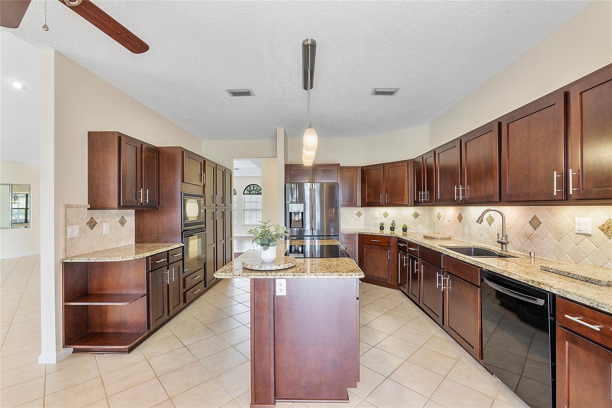 10290 Camelback Lane Boca Raton, FL 33498 - Photo 11 of 65 Photo 11