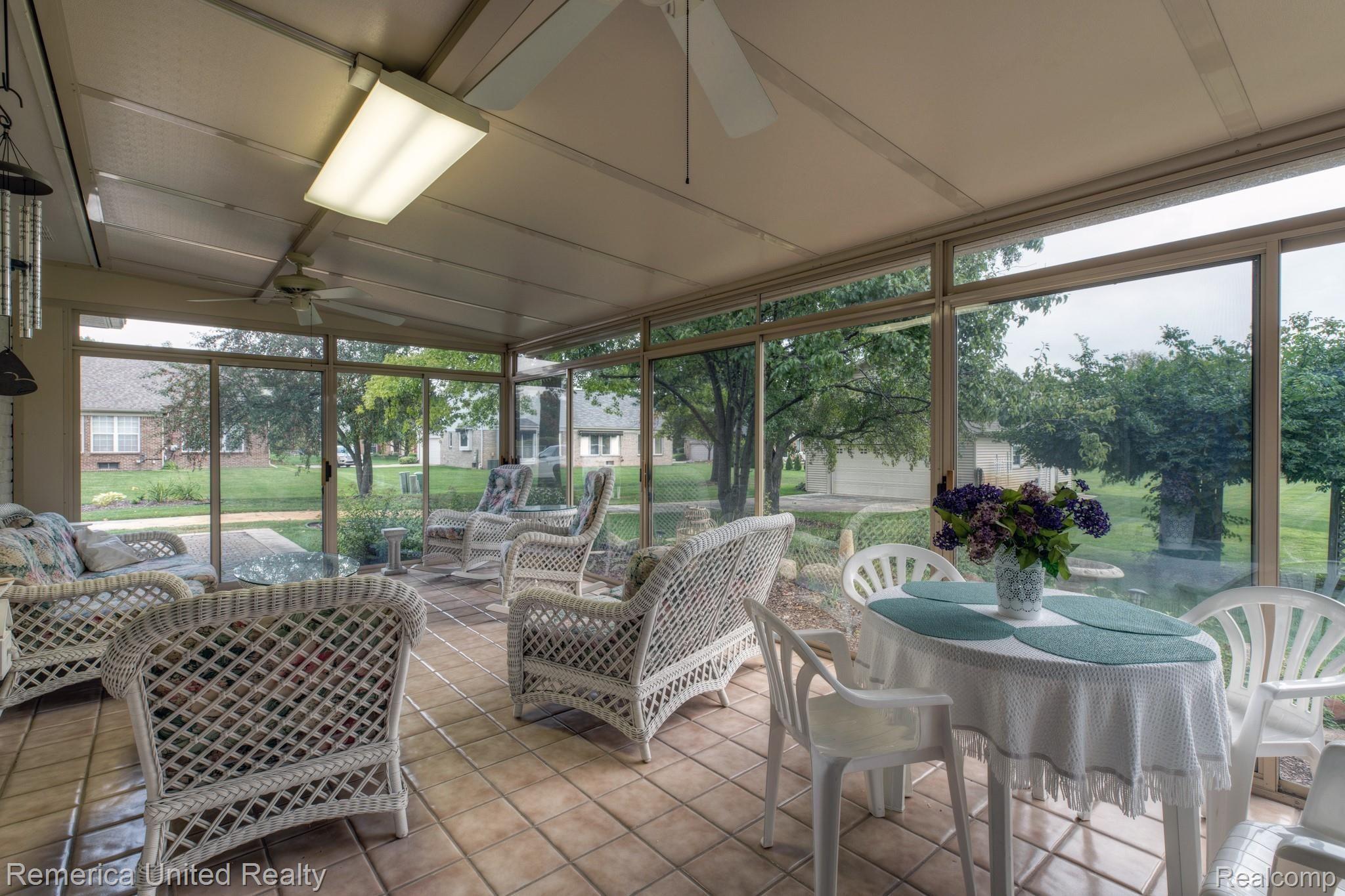 6120 North Beck Road Canton, MI 48187 - Photo 27 of 39 sun.jpg