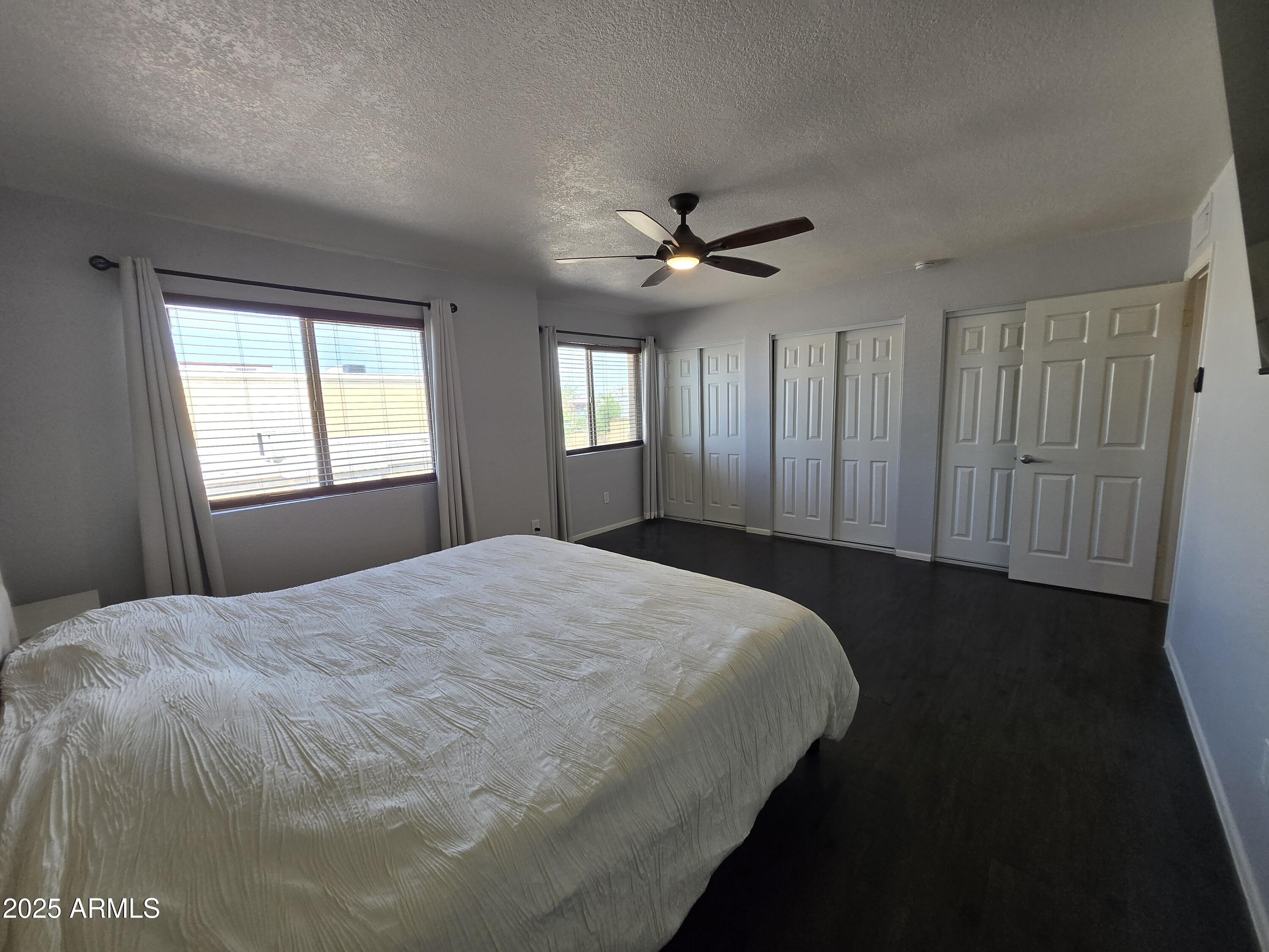 4412 East Riverside Street Phoenix, AZ 85040 - Photo 13 of 19 Primary Bedroom