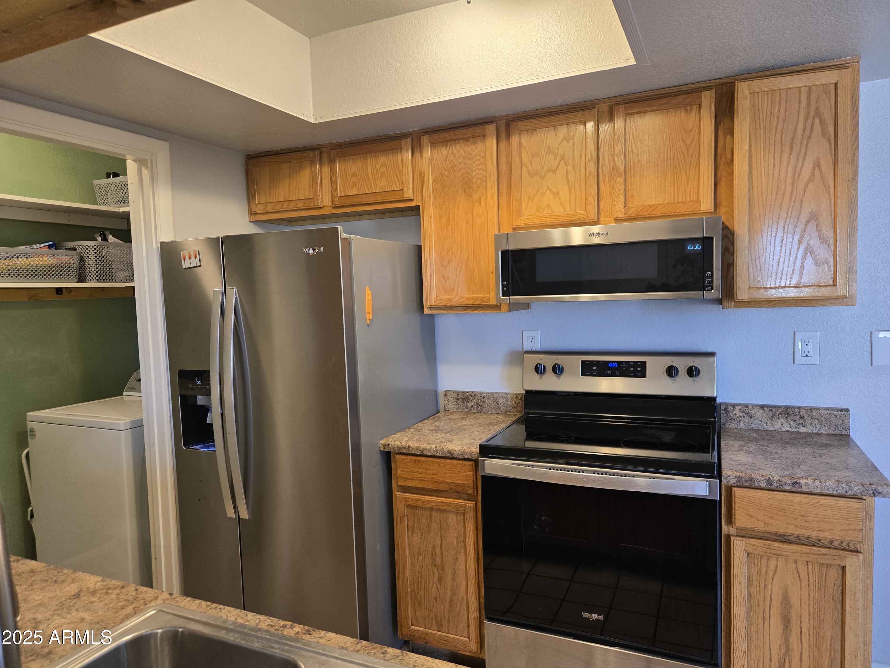 4412 East Riverside Street Phoenix, AZ 85040 - Photo 5 of 19 Kitchen