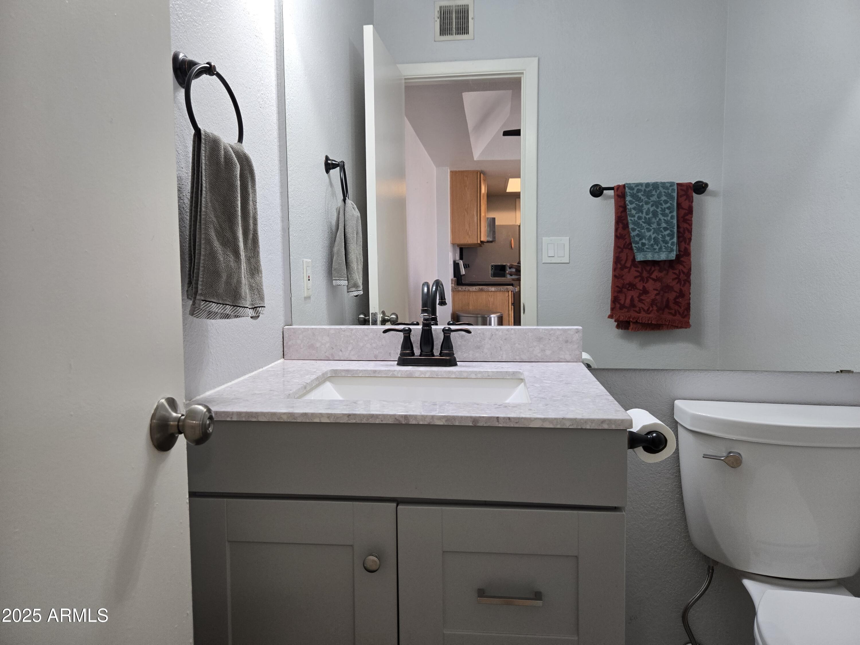 4412 East Riverside Street Phoenix, AZ 85040 - Photo 9 of 19 Bathroom 1