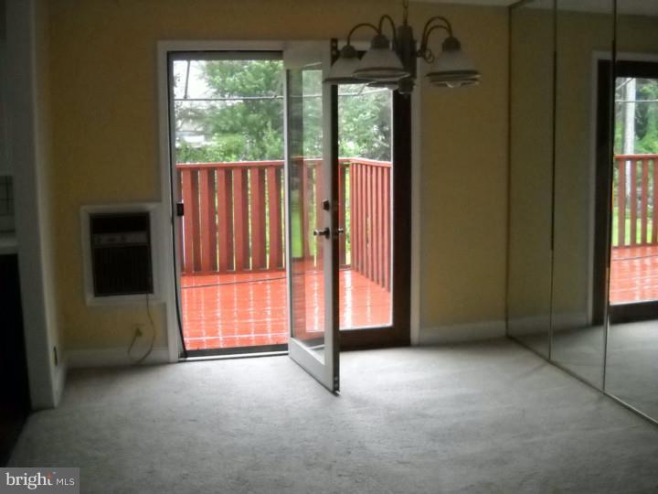 137 Houston Road Lansdowne, PA 19050 - Photo 3 of 16 Dining Room