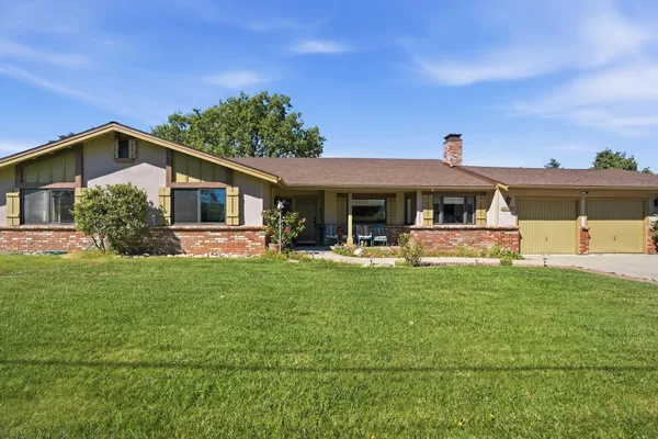 $5,850 | 2611 Janin Way, Solvang, CA 93463