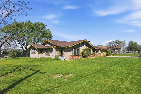 $5,850 | 2611 Janin Way, Solvang, CA 93463