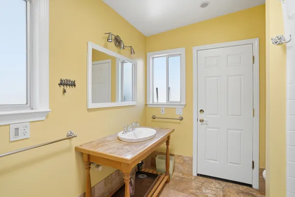 $5,850 | 2611 Janin Way, Solvang, CA 93463