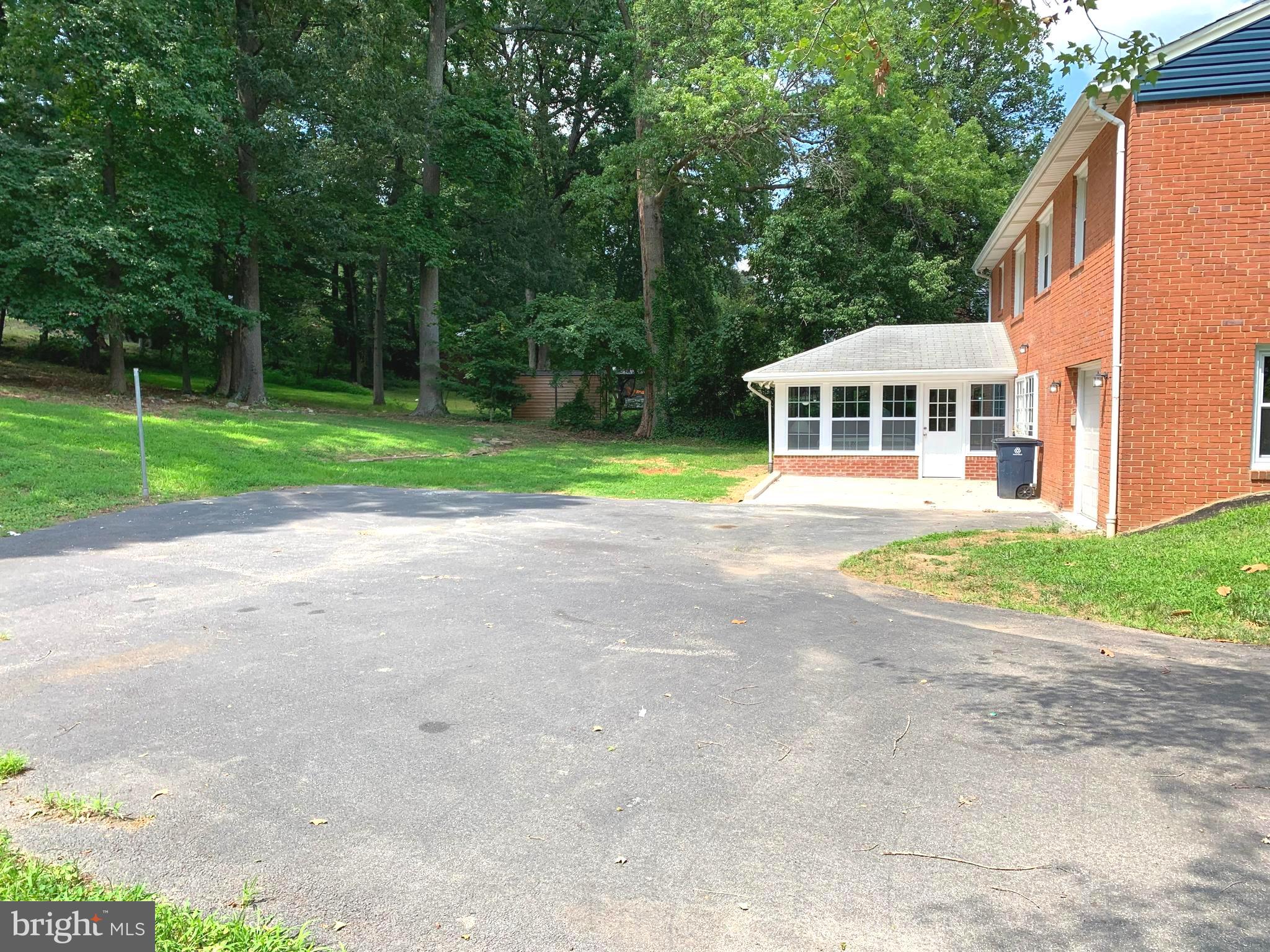4808 Henderson Road Temple Hills, MD 20748 - Photo 49 of 53 Gallery Image 49