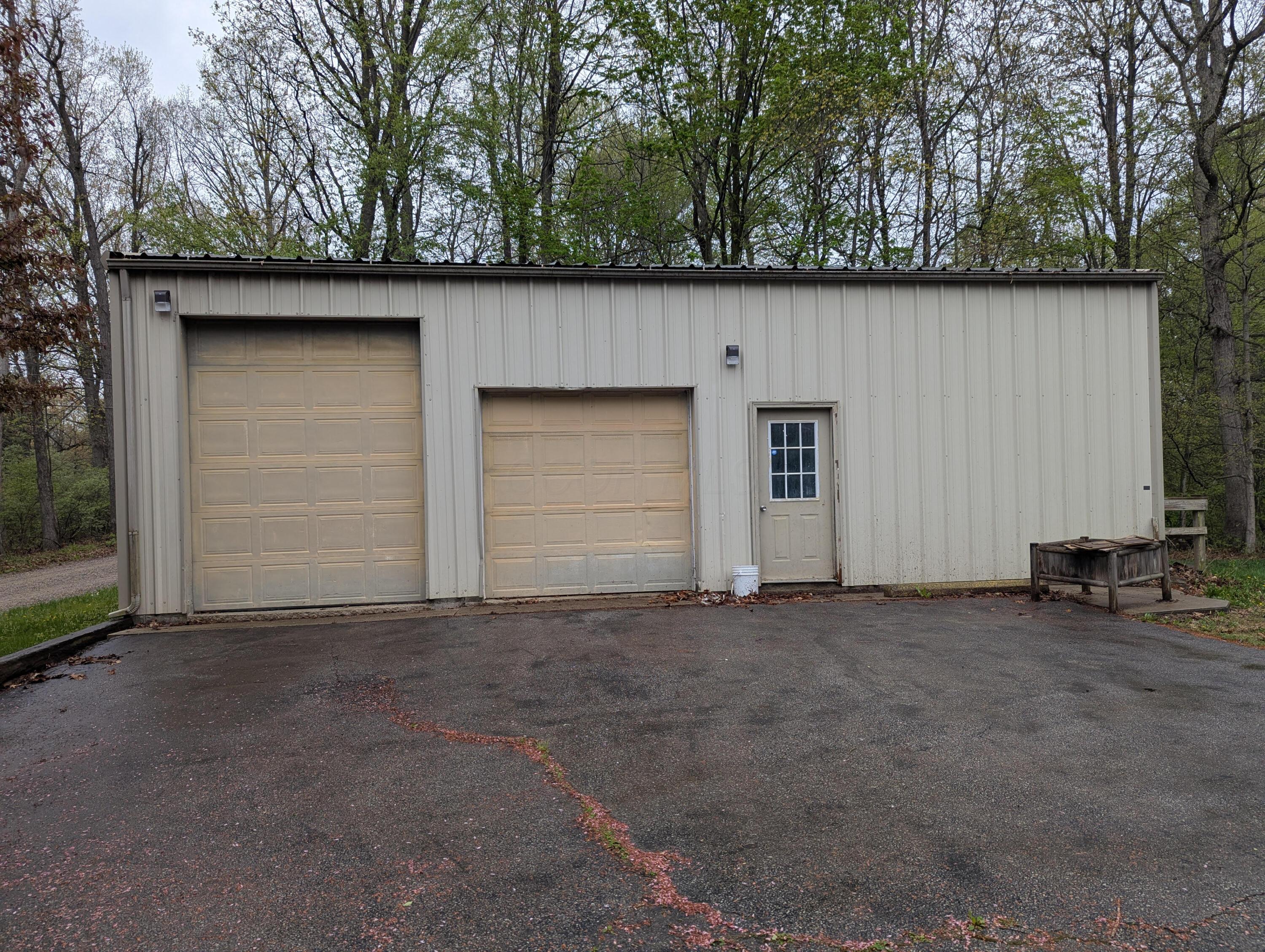 9965 Catt Road Newark, OH 43055 - Photo 2 of 11 POLE BARN