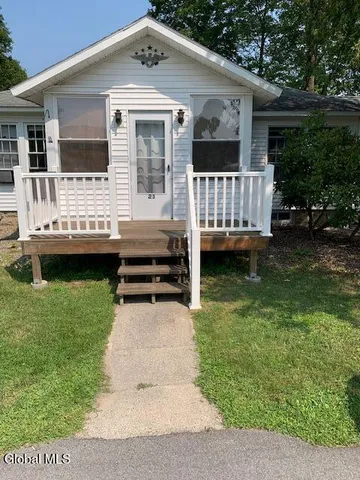 $2,000 | 23 Hudson Avenue, Saratoga Springs, NY 12866