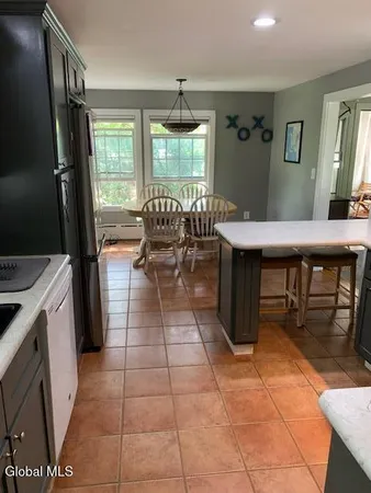 $2,000 | 23 Hudson Avenue, Saratoga Springs, NY 12866