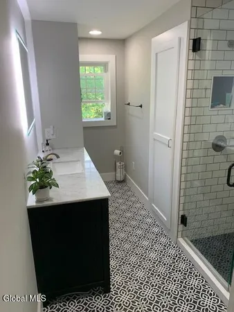 $2,000 | 23 Hudson Avenue, Saratoga Springs, NY 12866