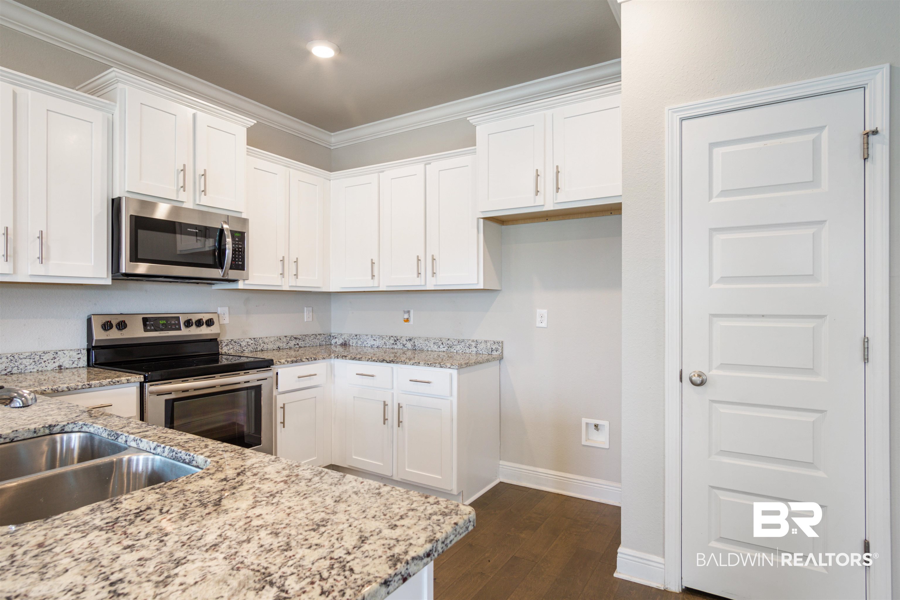 23916 Cottage Loop Orange Beach, AL 36561 - Photo 5 of 28