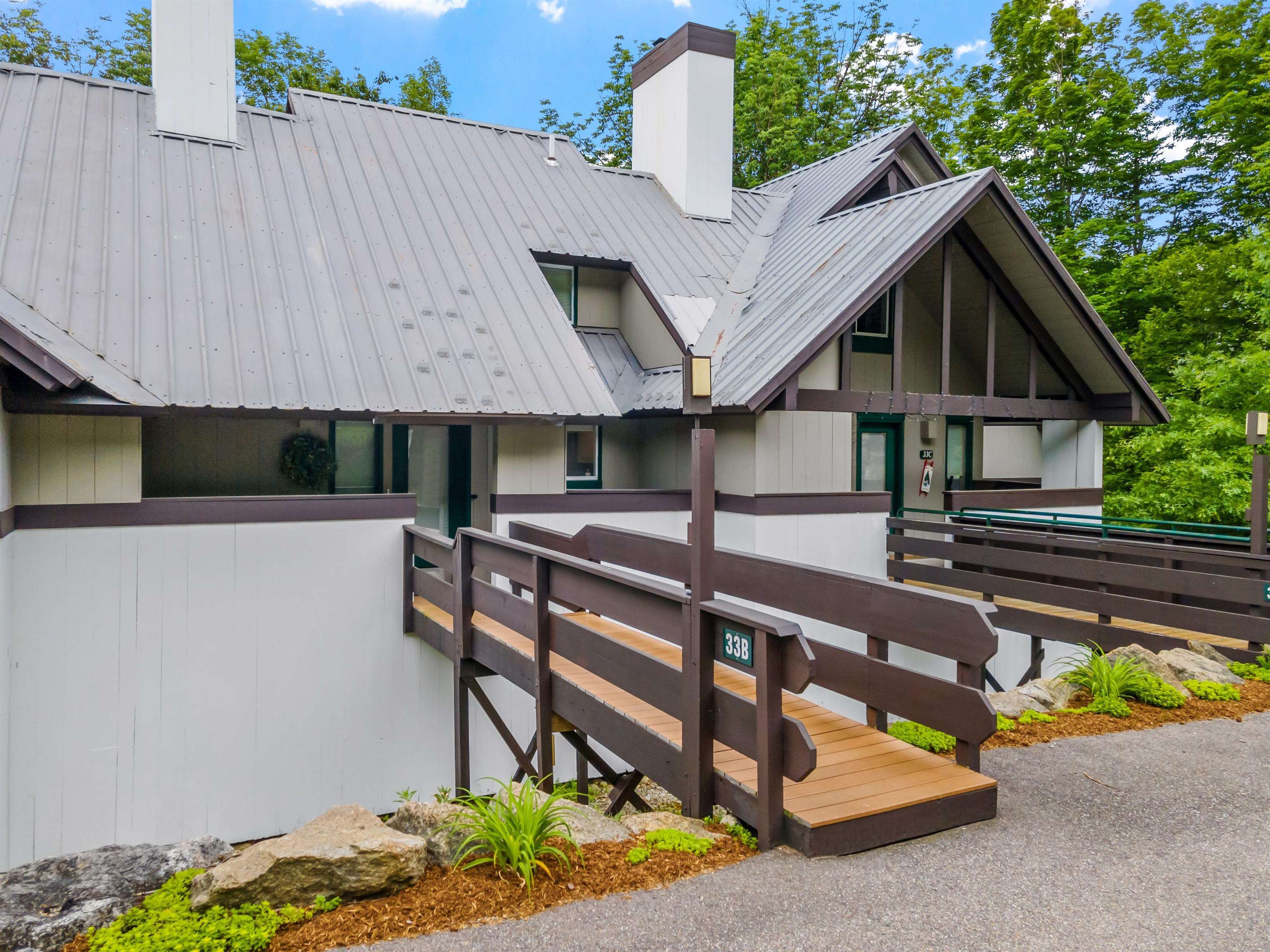 33 B Flume Road Lincoln, NH 03251 - Photo 2 of 40