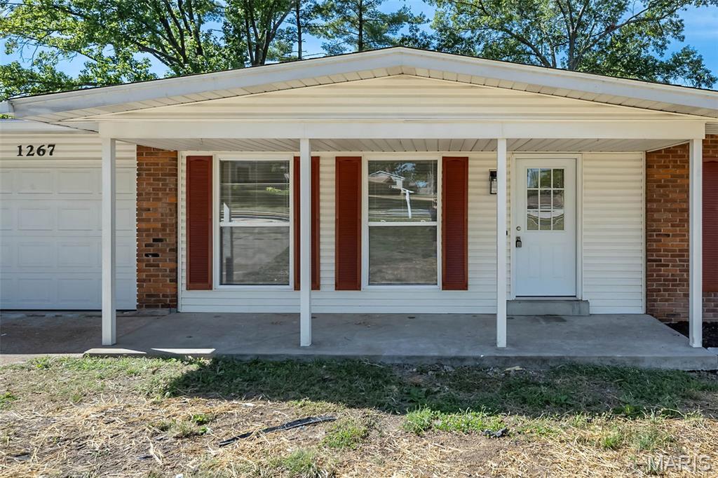 1267 Craig Road St. Louis, MO 63146 - Photo 2 of 52 Gallery Image 2