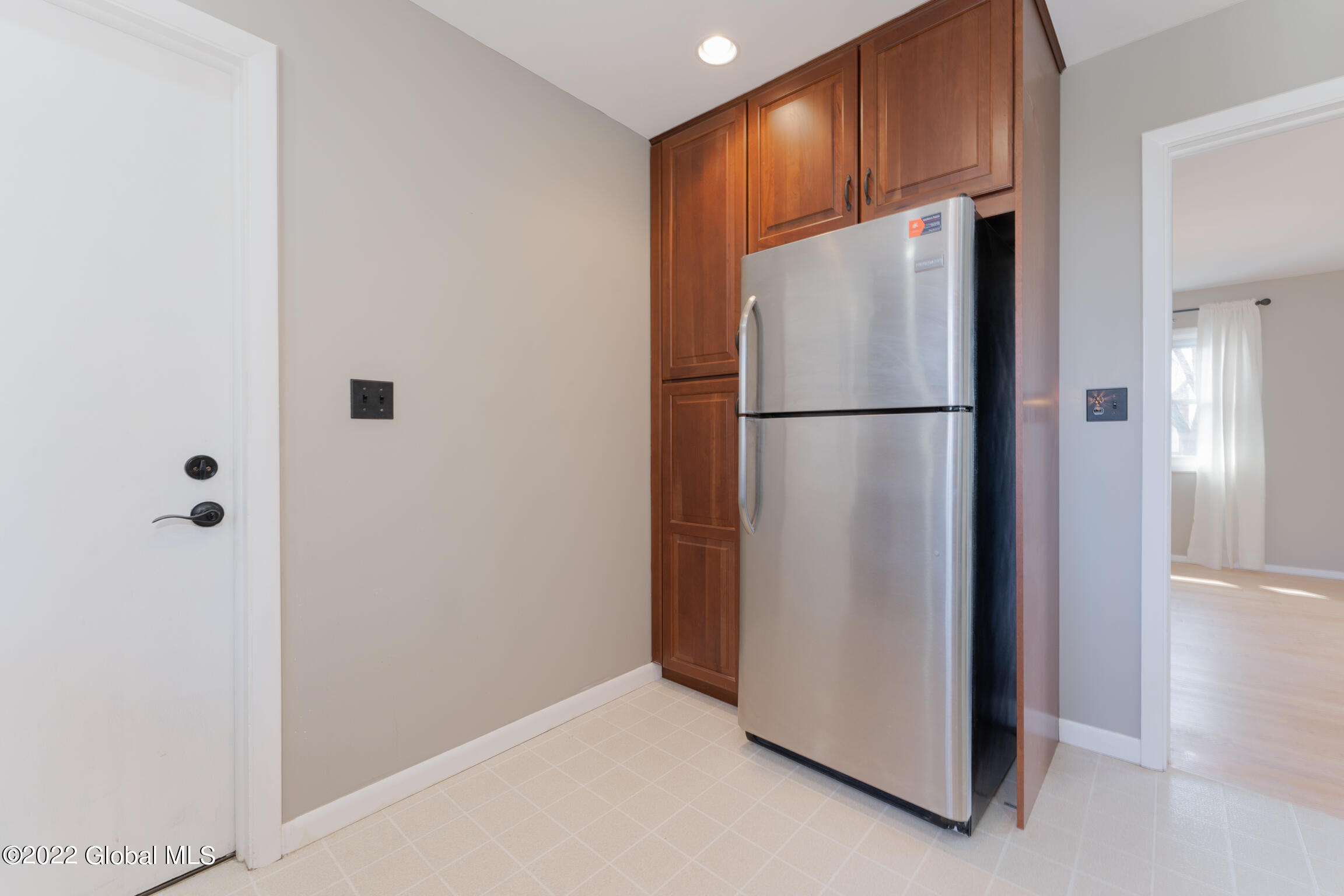 108 Latham Ridge Road Colonie, NY 12110 - Photo 7 of 44 108 Latham Ridge Rd Latham NY mls-10