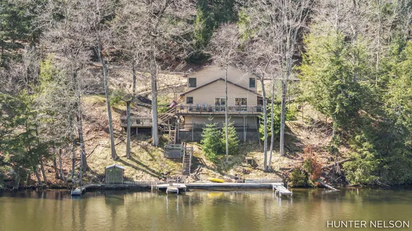$469,900 | 4600 Teal Lane, Newaygo, MI 49337