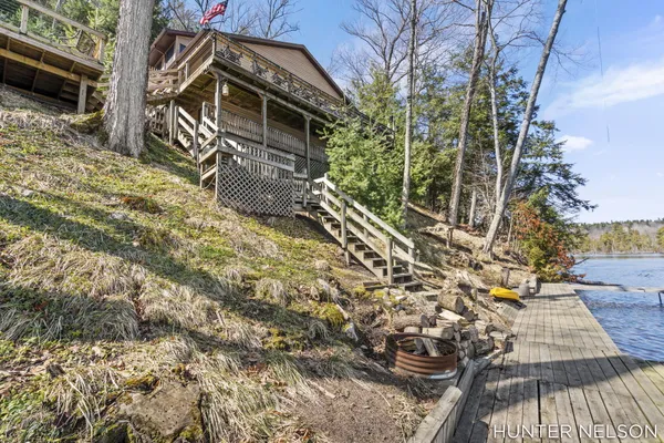 $469,900 | 4600 Teal Lane, Newaygo, MI 49337