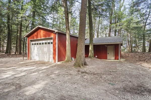$469,900 | 4600 Teal Lane, Newaygo, MI 49337