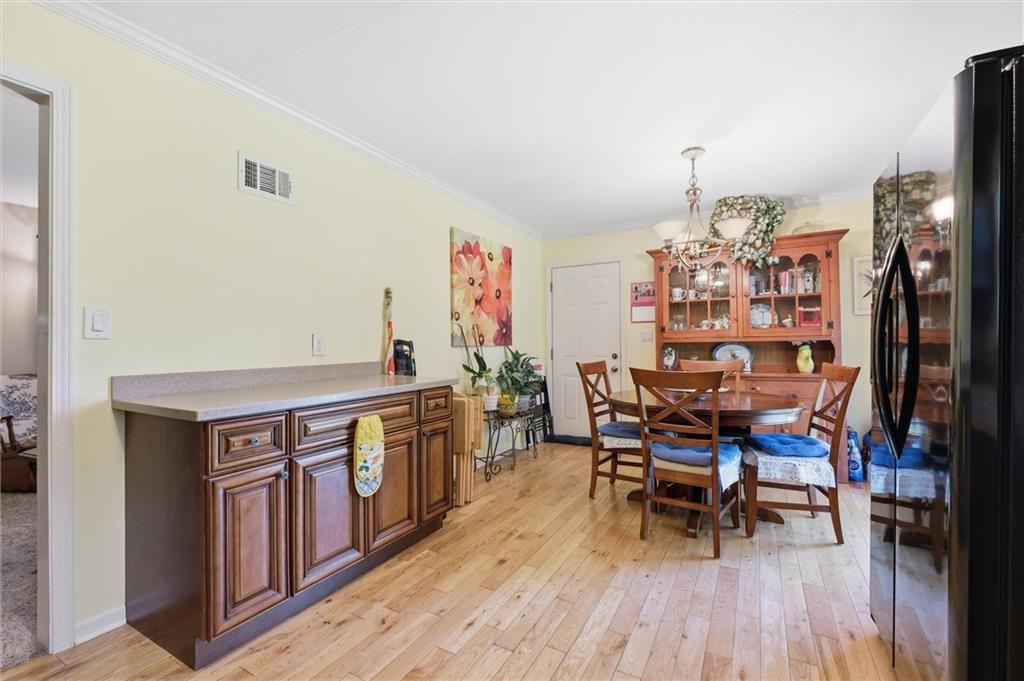 706 Northeast Darwin Street Lee's Summit, MO 64063 - Photo 10 of 22