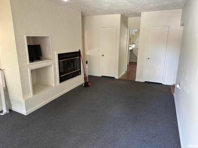 $80,000 | 1219 South Court Street, Marion, IL 62959