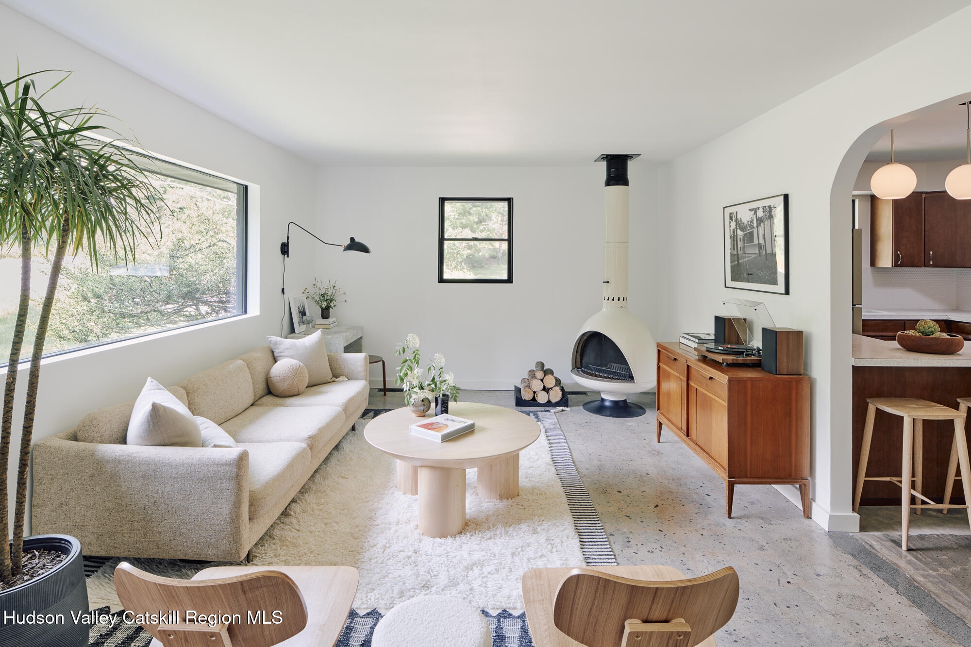 35 Race Track Road Bearsville, NY 12409 - Photo 7 of 15 Jun 26 2022_Phillip_Reed_Meghan_Holzhaue