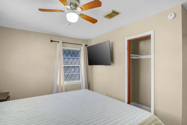 $1,600 | 3306 Earl Street, Pasadena, TX 77503