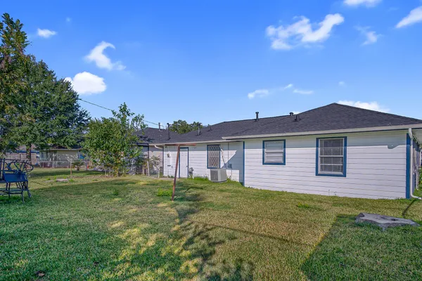 $1,600 | 3306 Earl Street, Pasadena, TX 77503
