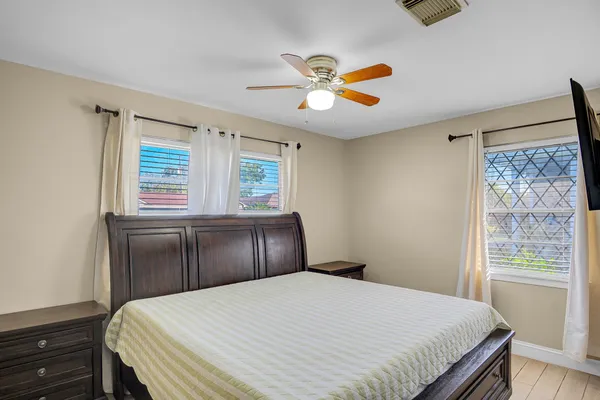 $1,600 | 3306 Earl Street, Pasadena, TX 77503