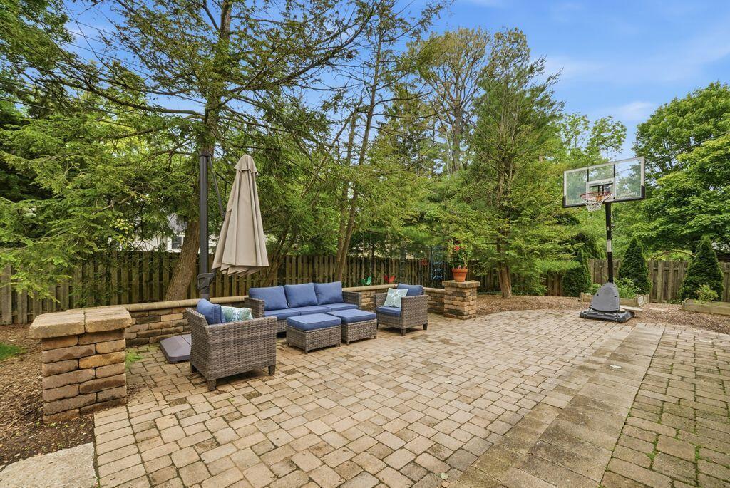 4342 Randmore Road Columbus, OH 43220 - Photo 38 of 49 Large paver patio for entertaining