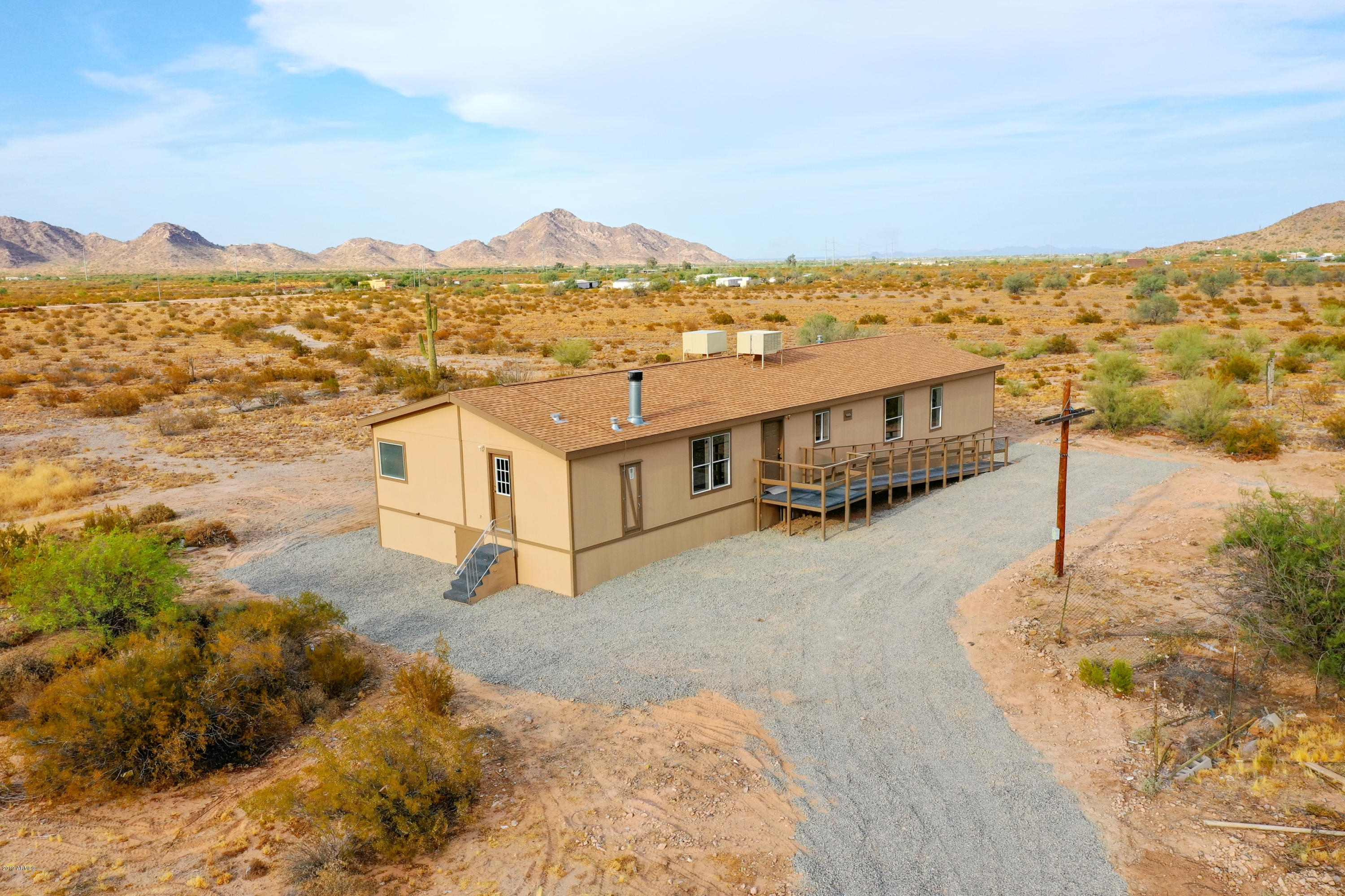 10575 North Garduno Road Maricopa, AZ 85139 - Photo 4 of 86 01
