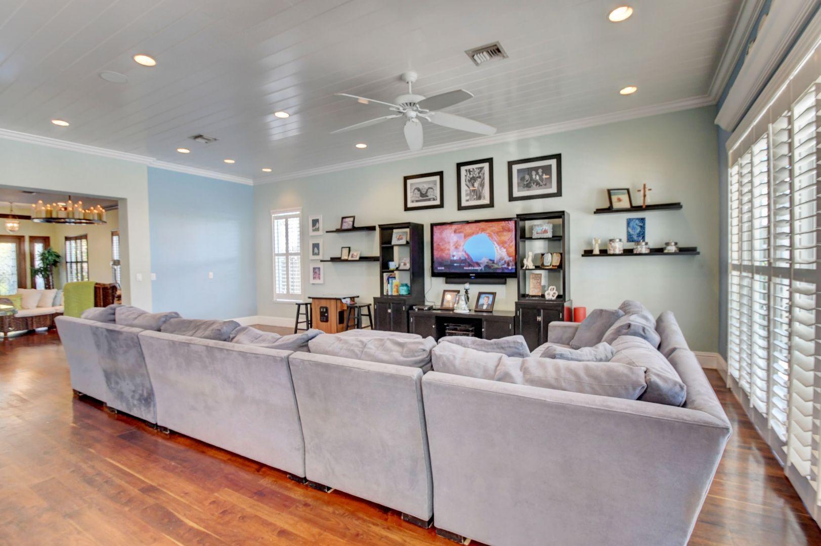 930 Southwest 21st Lane Boca Raton, FL 33486 - Photo 39 of 71 FAMILY ROOM 2