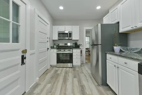$749,000 | 6 Brewer Street, Unit 2, Cambridge, MA 02138