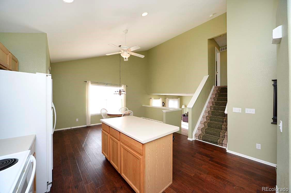9870 Saybrook Street Highlands Ranch, CO 80126 - Photo 7 of 27 Gallery Image 7